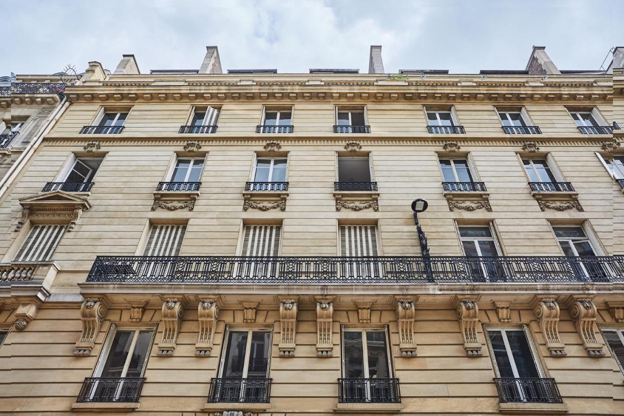 Apartement Montaigne George V By Studio Prestige Párizs Kültér fotó